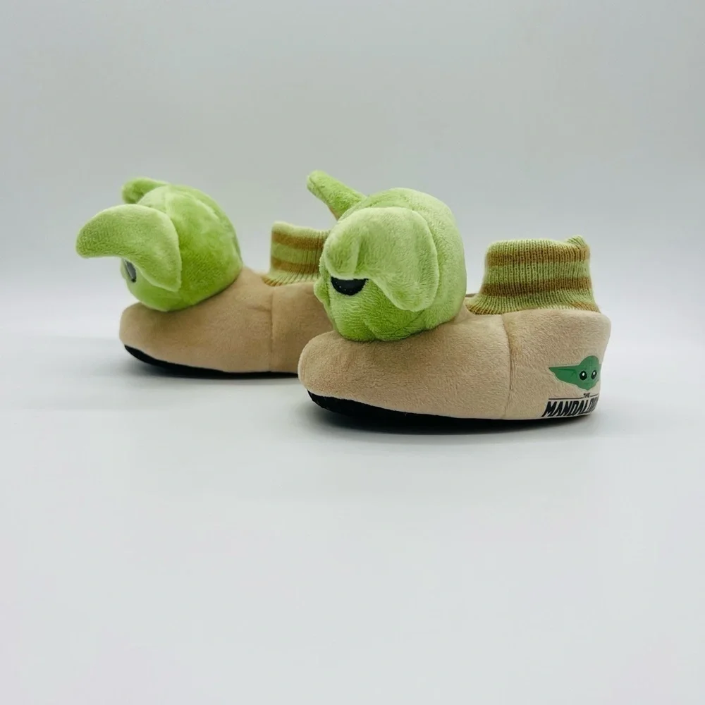DISNEY BABY YODA The Mandalorian HOUSE SHOES SIZE 3-4 NWT